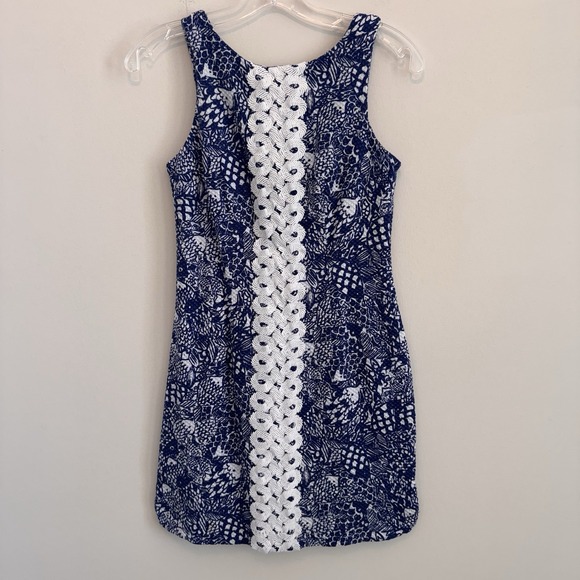 Lilly Pulitzer Dresses & Skirts - Lilly Pulitzer Target Satin Shift Dress 2 Nosie Posey Navy White Lace Pineapple